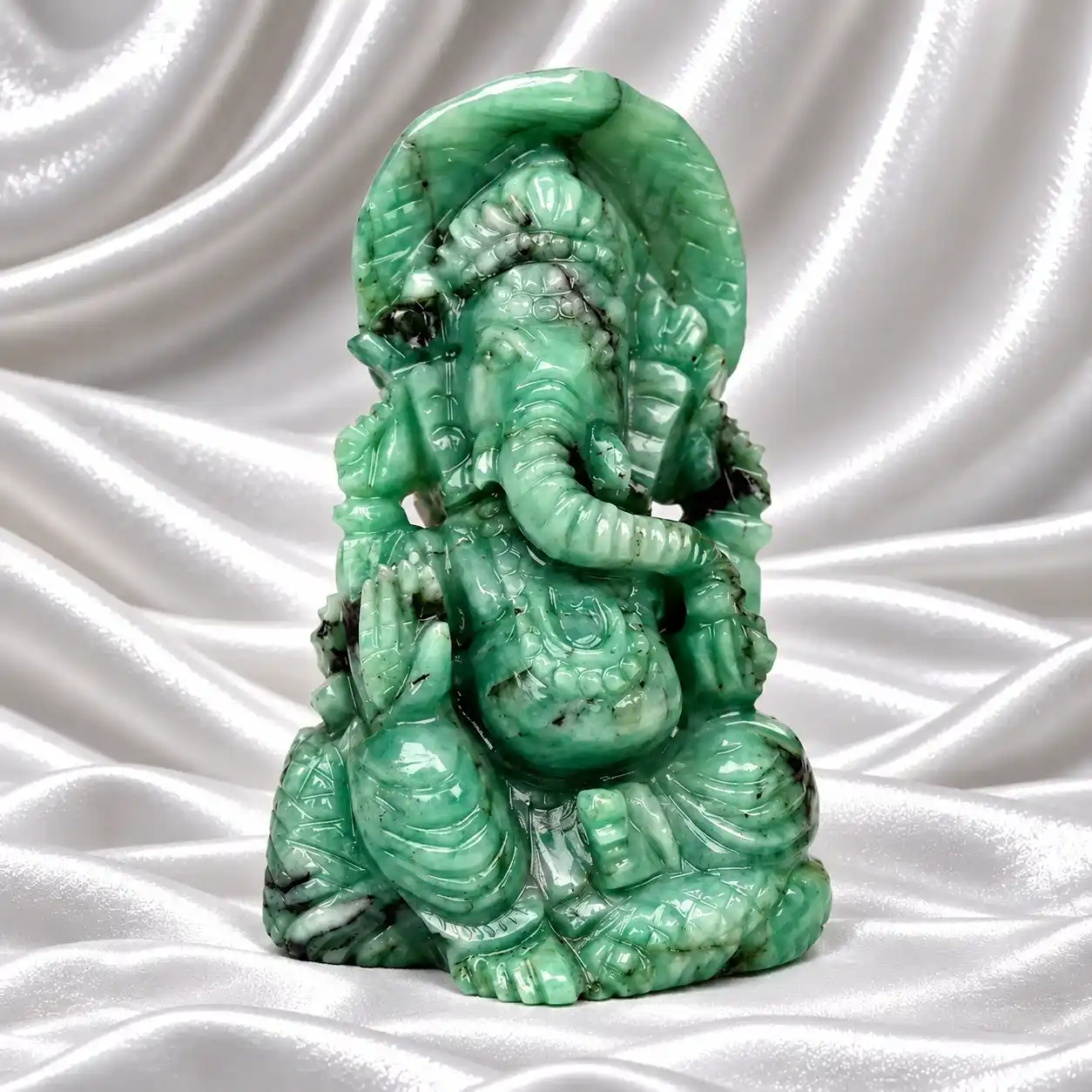 Emerald Ganesha Idol