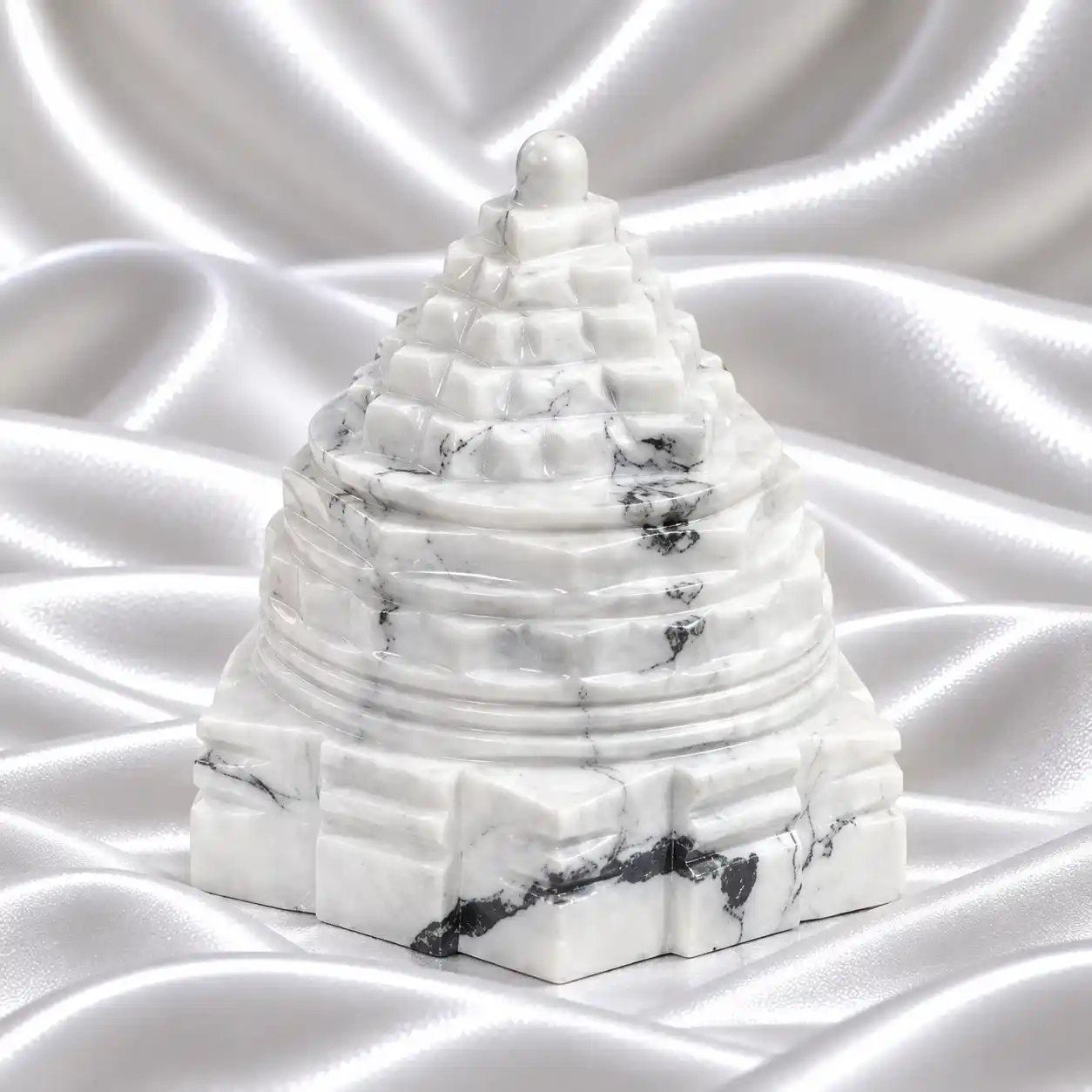 Howlite Shree Yantra